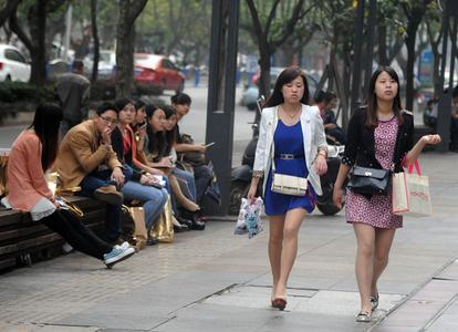 冯绍峰与新女友超市购物